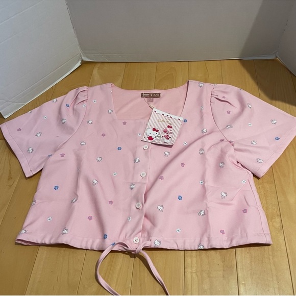 Hello Kitty Pink Daisy Button Up Square Neck Crop Top - Picture 6 of 12